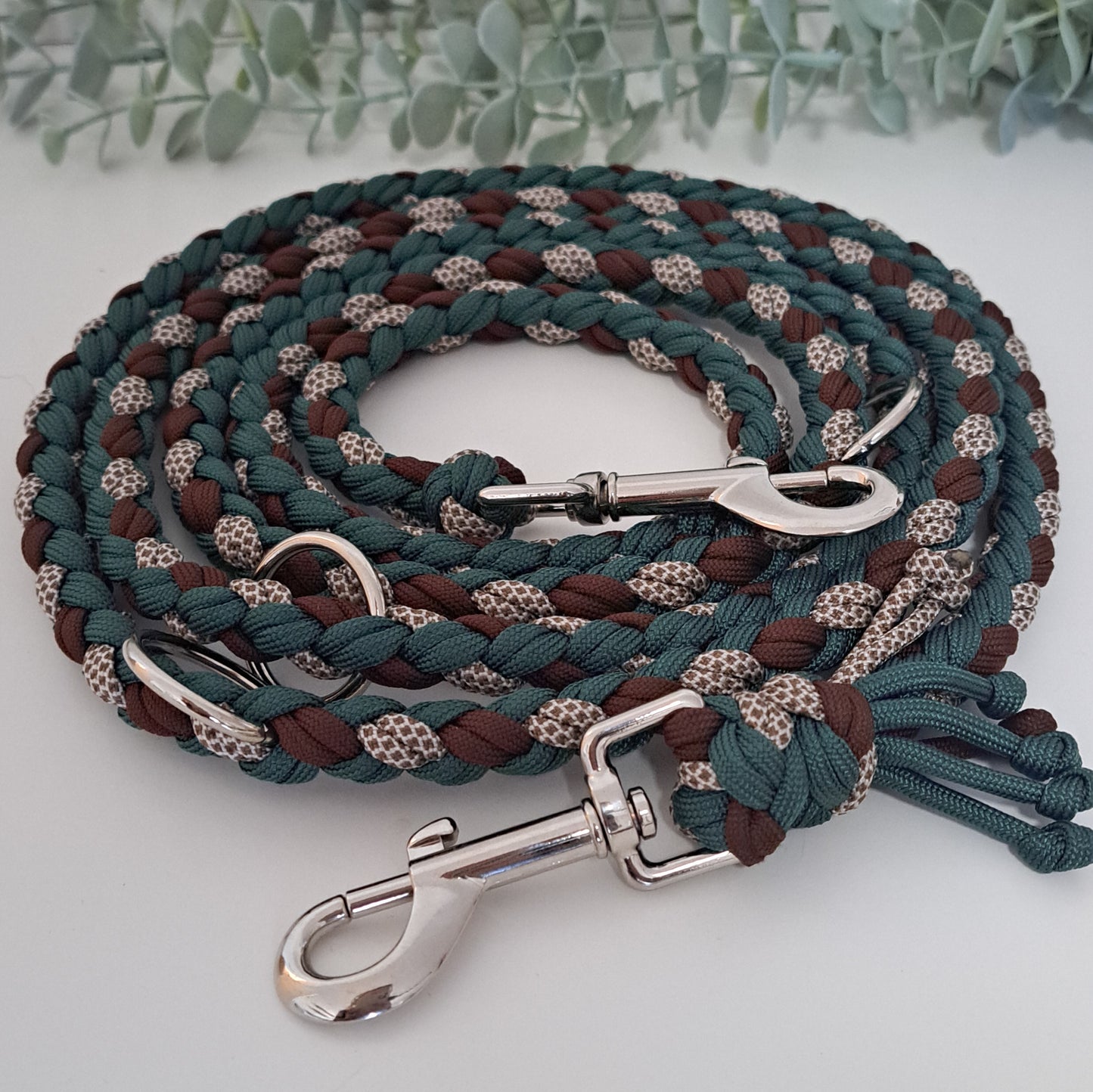 Paracord-Leine, Farbcode: 14-14-24-43, Silber