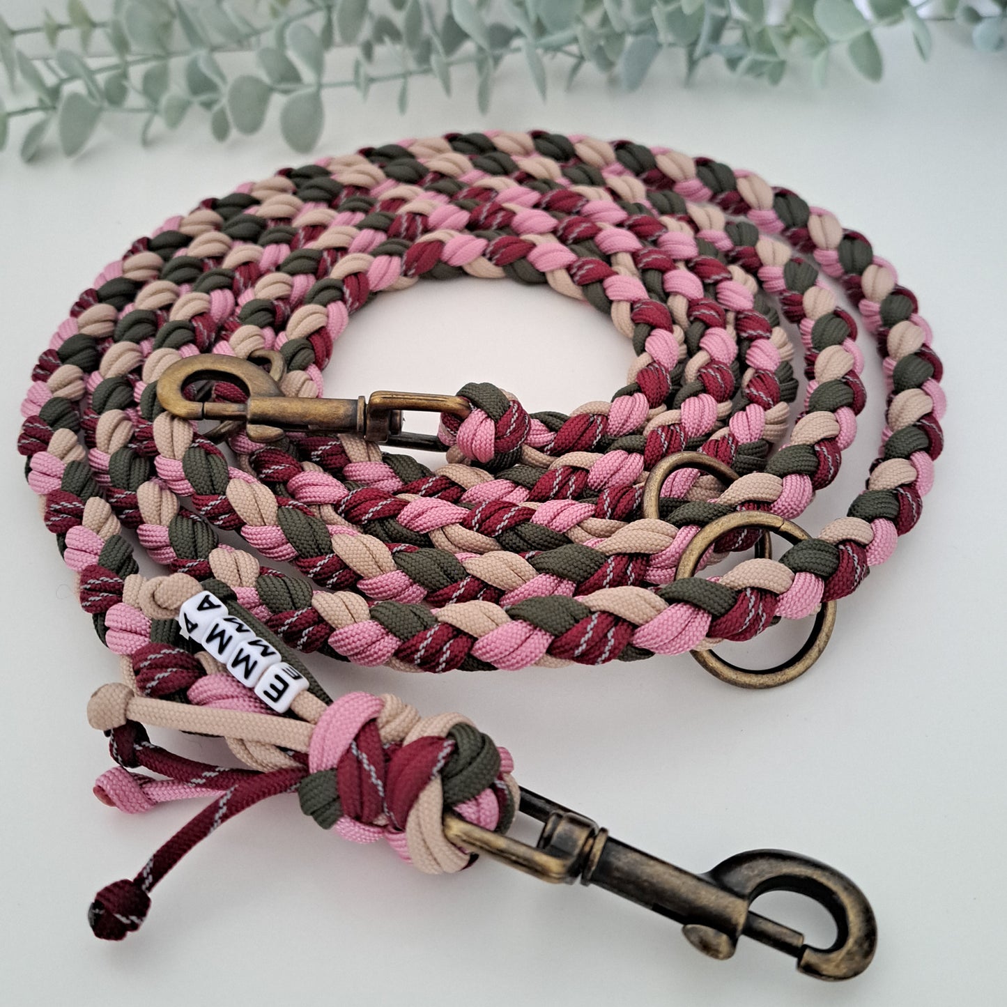Paracord-Leine, Farbcode: 20-30-50-Oliv (Relfektierend), Antik-Messing